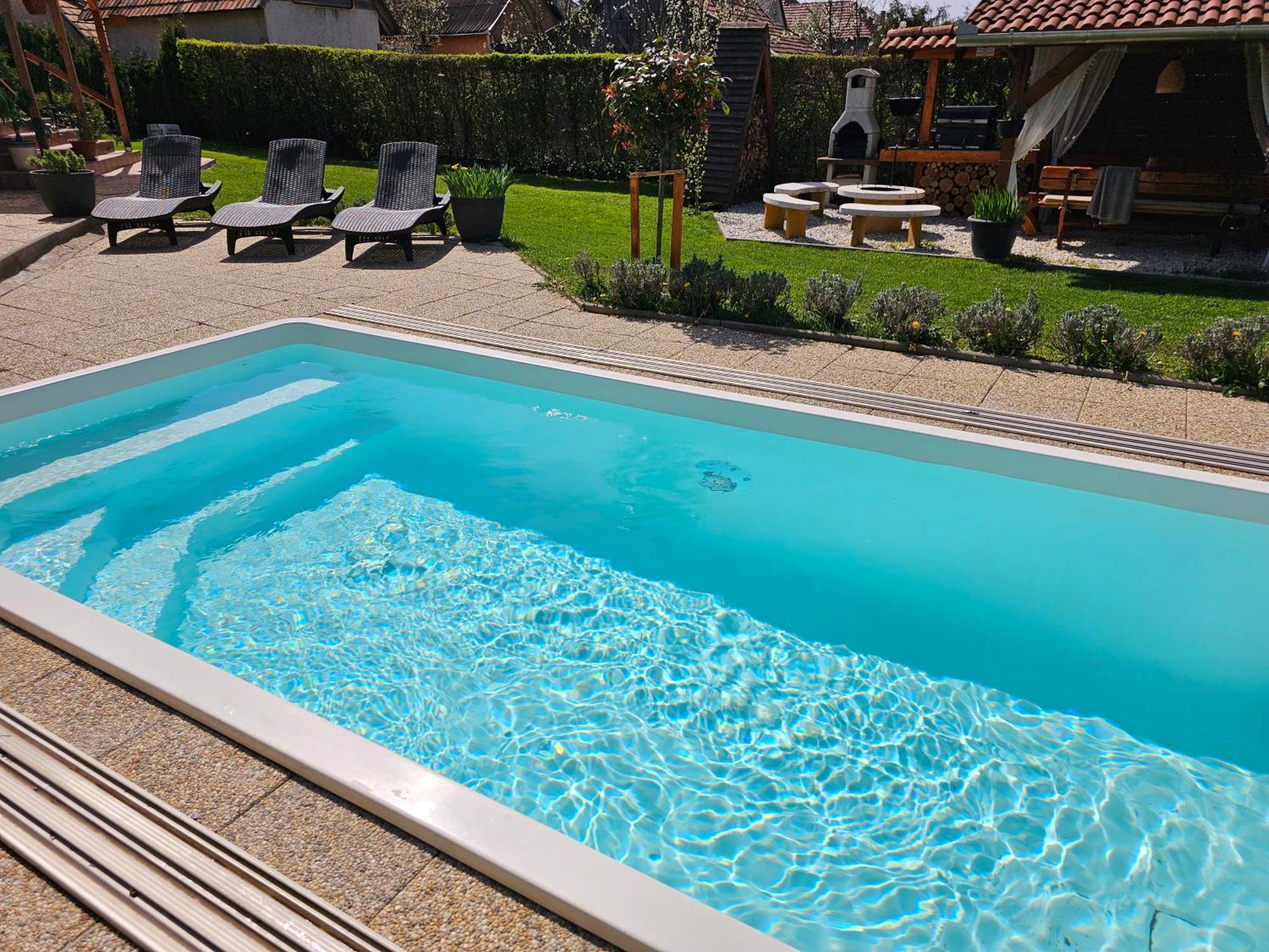 Eden Teljes Haz Hotel อักเทเลค ภายนอก รูปภาพ